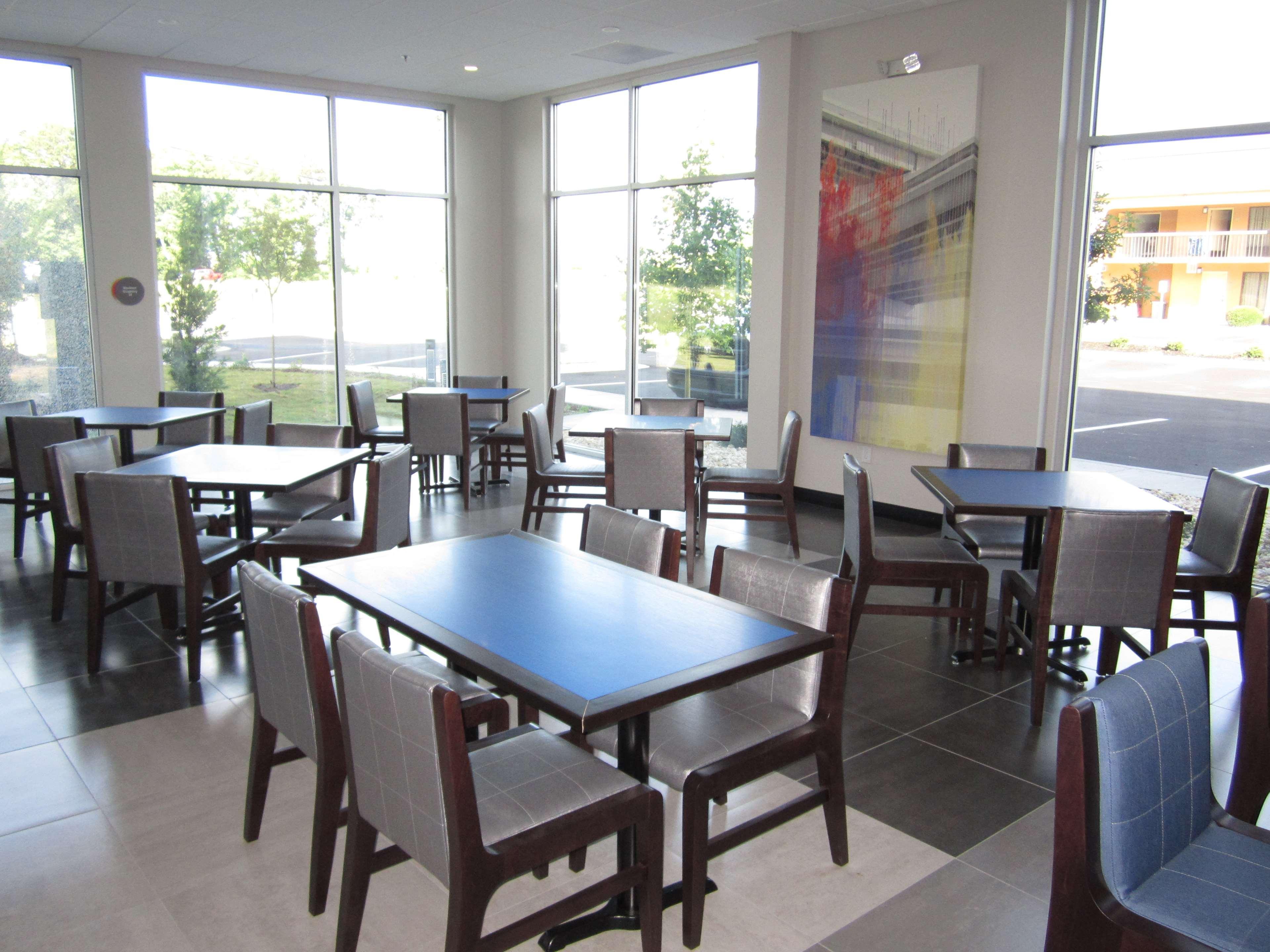 Glo Best Western Savannah-Gateway I-95 מראה חיצוני תמונה