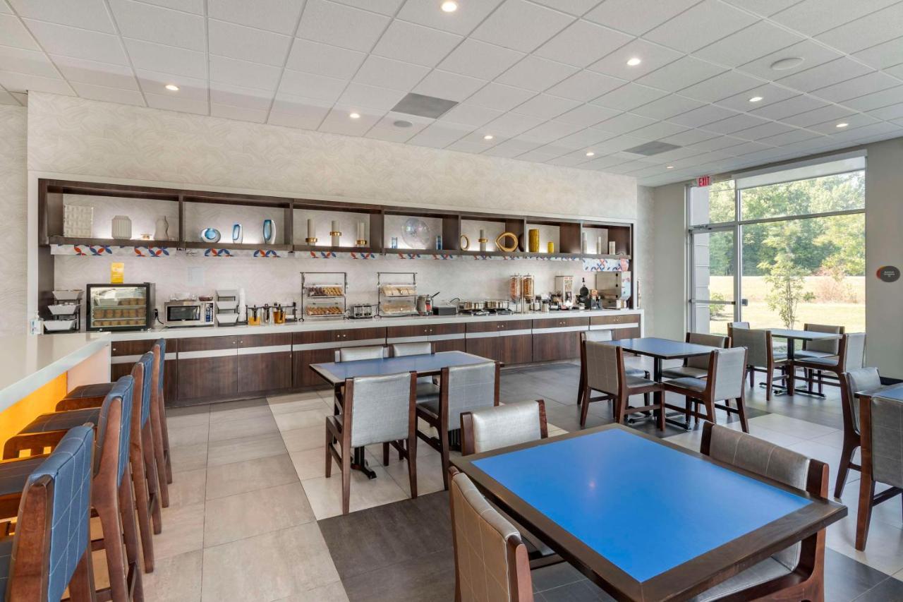 Glo Best Western Savannah-Gateway I-95 מראה חיצוני תמונה