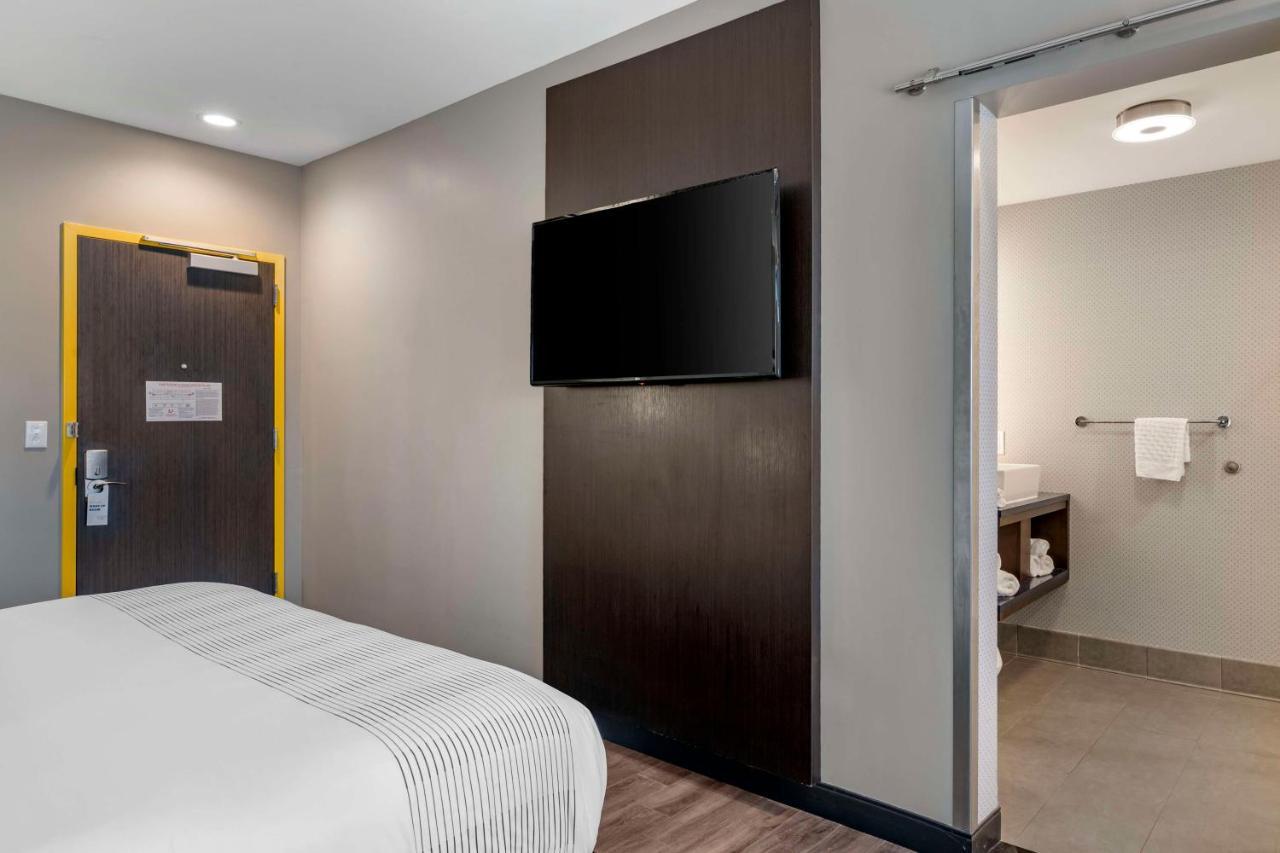 Glo Best Western Savannah-Gateway I-95 מראה חיצוני תמונה