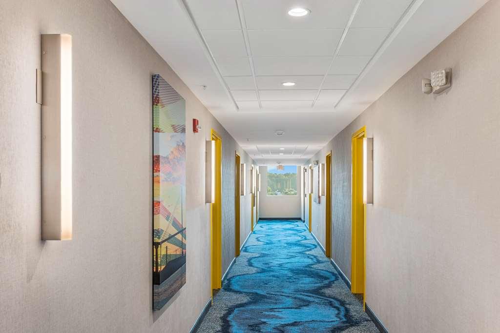 Glo Best Western Savannah-Gateway I-95 שירותים תמונה